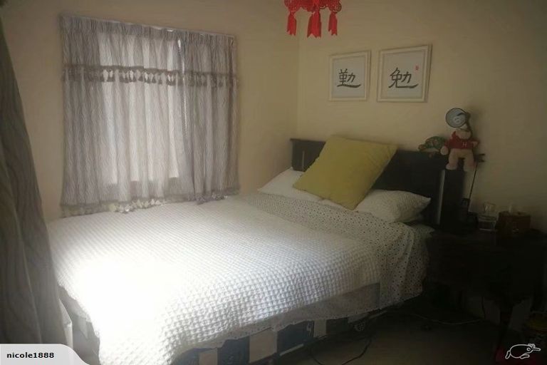 Photo of property in 61f1 Woodhouse Avenue, Karori, Wellington, 6012