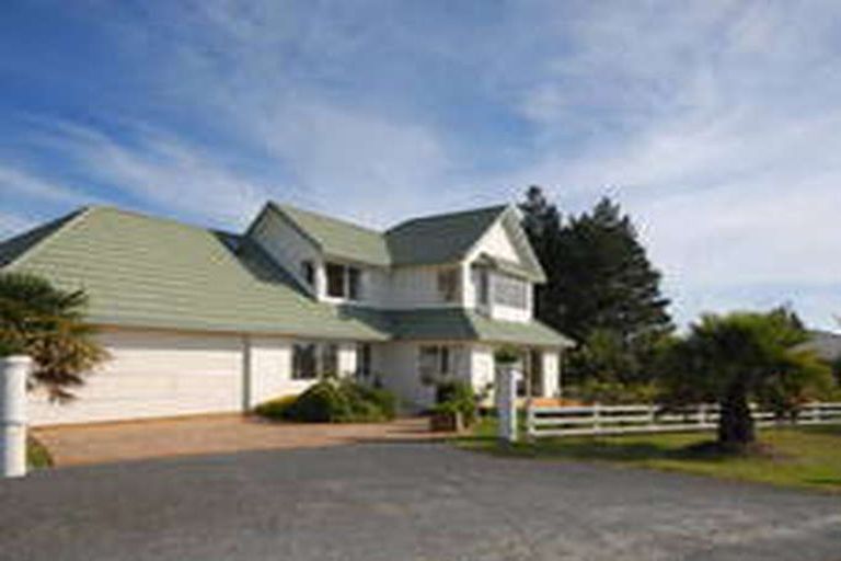 Photo of property in 47 Spicer Road, Cable Bay, 0420