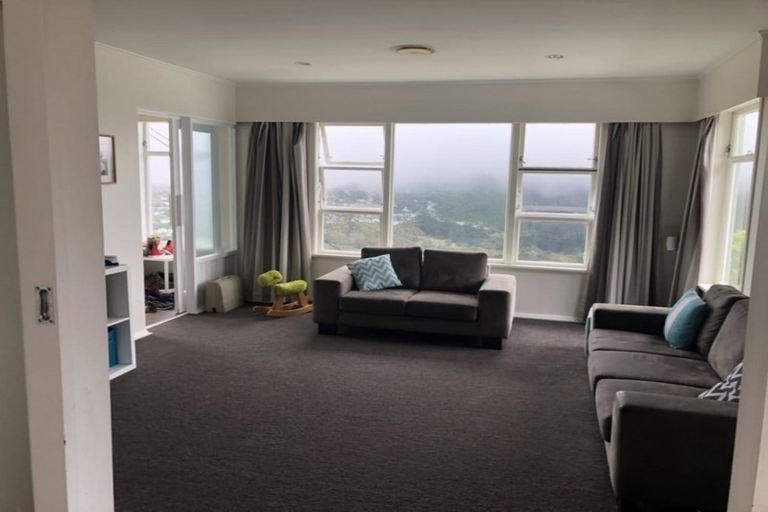 Photo of property in 17 Bedford Street, Northland, Wellington, 6012