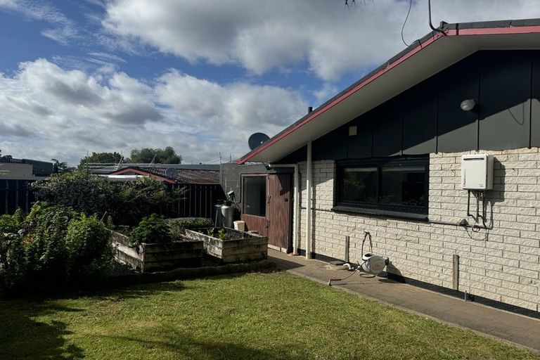 Photo of property in 6 Ranfurly Place, Te Kamo, Whangarei, 0112