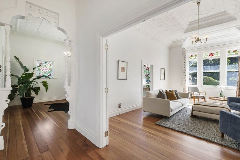 Photo of property in 46 Tainui Road, Devonport, Auckland, 0624