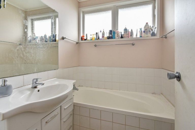 Photo of property in 1/30 Avis Avenue, Papatoetoe, Auckland, 2025