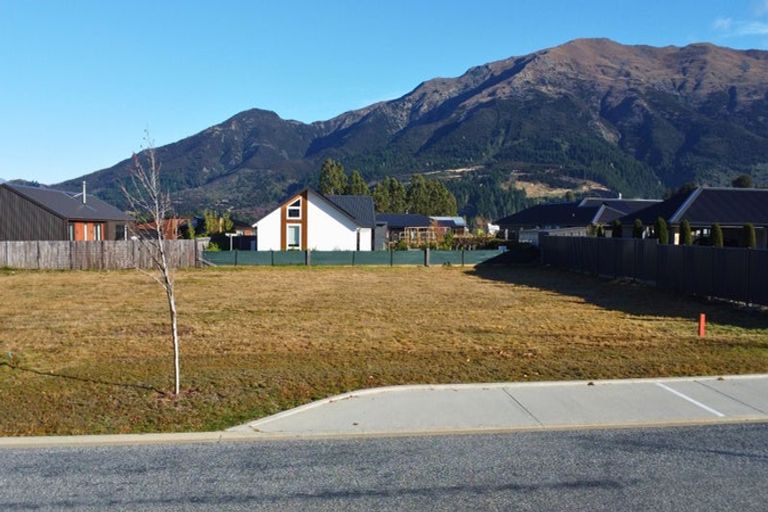 Photo of property in 17 Sentinel Drive, Lake Hawea, 9382
