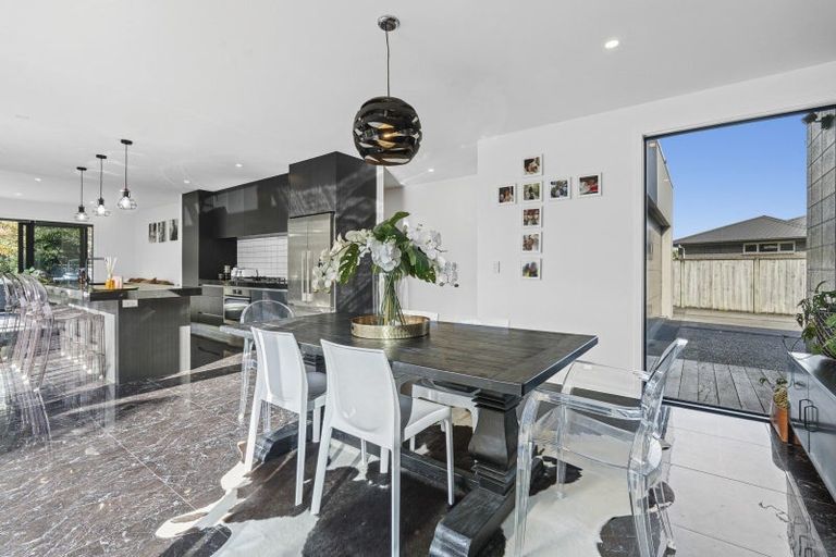 Photo of property in 13 Fernbrook Drive, Hurworth, New Plymouth, 4310