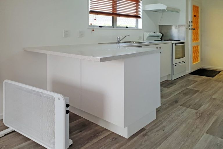 Photo of property in 2/22 Oxford Street, Taradale, Napier, 4112