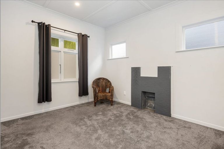 Photo of property in 24 Balfour Street, Mornington, Wellington, 6021