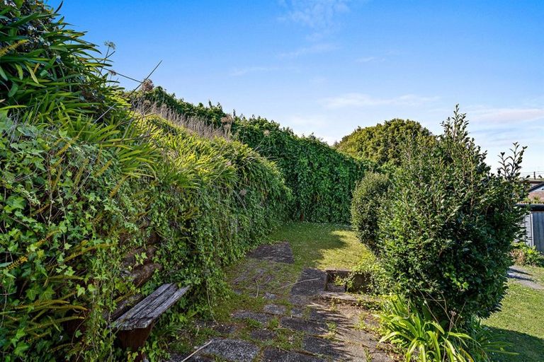 Photo of property in 14 Donovan Avenue, Massey, Auckland, 0614