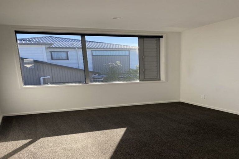 Photo of property in 5 Gunn Way, Hobsonville, Auckland, 0616