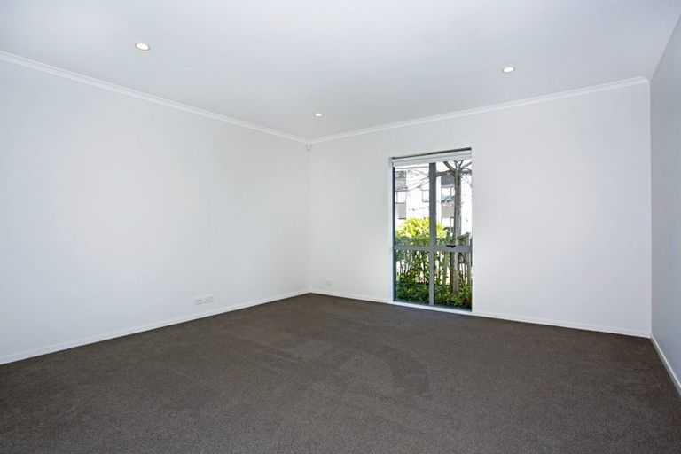 Photo of property in 94 Te Napi Drive, Takanini, 2112