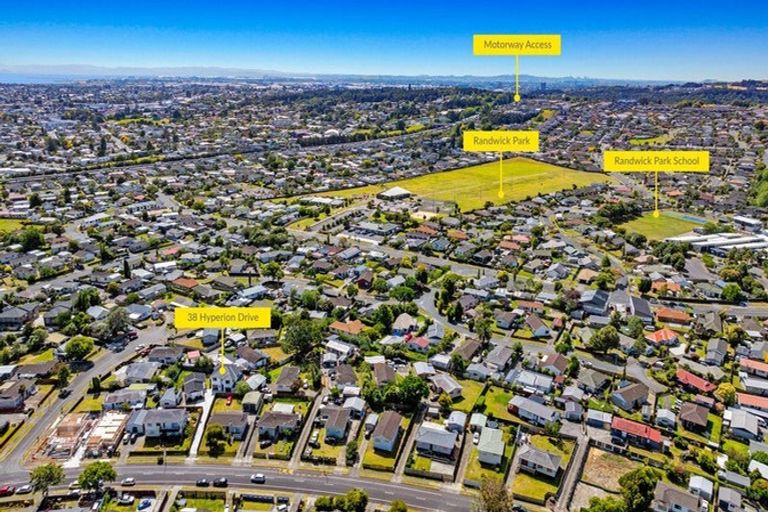 Photo of property in 38a Hyperion Drive, Randwick Park, Auckland, 2105