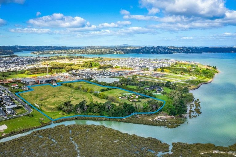 Photo of property in 4 Scott Road, Hobsonville, Auckland, 0616