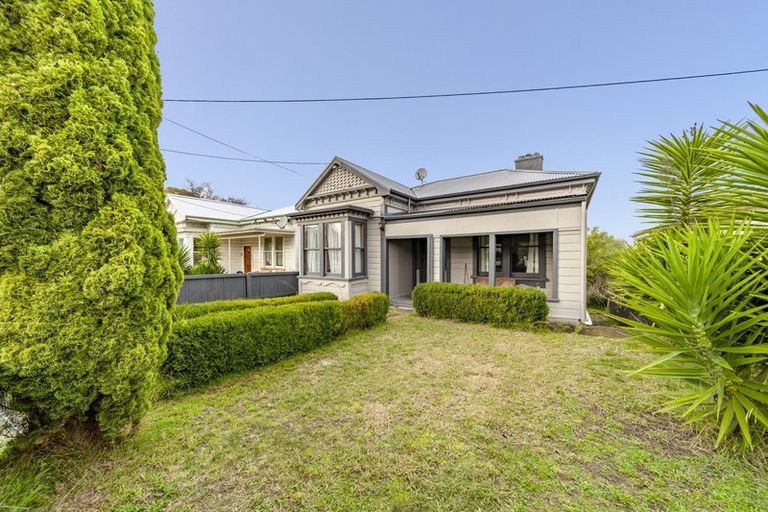 Photo of property in 51 Waverley Street, Waipawa, 4210