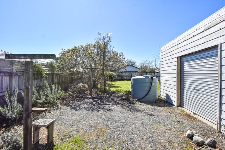Photo of property in 3 Walnut Lane, Carterton, 5713