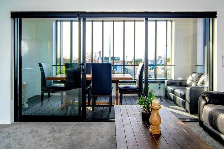 Photo of property in 2/85 Stanmore Road, Linwood, Christchurch, 8011