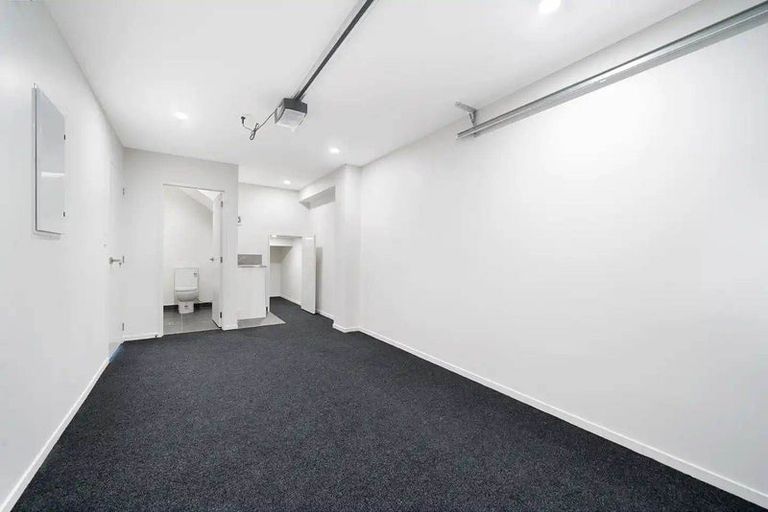 Photo of property in 4c Templeton Place, Clendon Park, Auckland, 2103