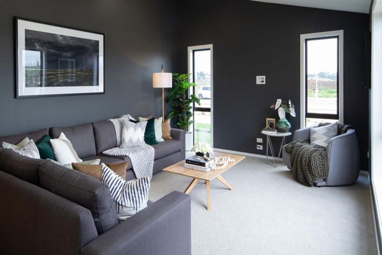 Photo of property in 13 Te Taniwha Road, One Tree Point, 0118