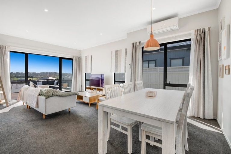 Photo of property in 45 Barcliff Terrace, Gulf Harbour, Whangaparaoa, 0930