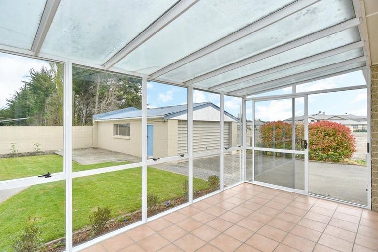 Photo of property in 127 Cavendish Road, Casebrook, Christchurch, 8051