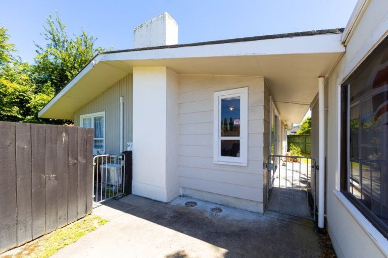 Photo of property in 72 Avondale Road, Taradale, Napier, 4112