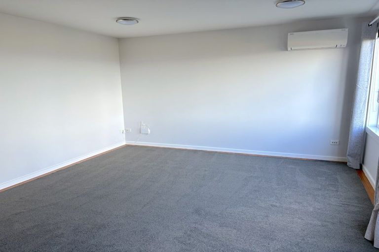 Photo of property in 69 Moana Road, Kelburn, Wellington, 6012