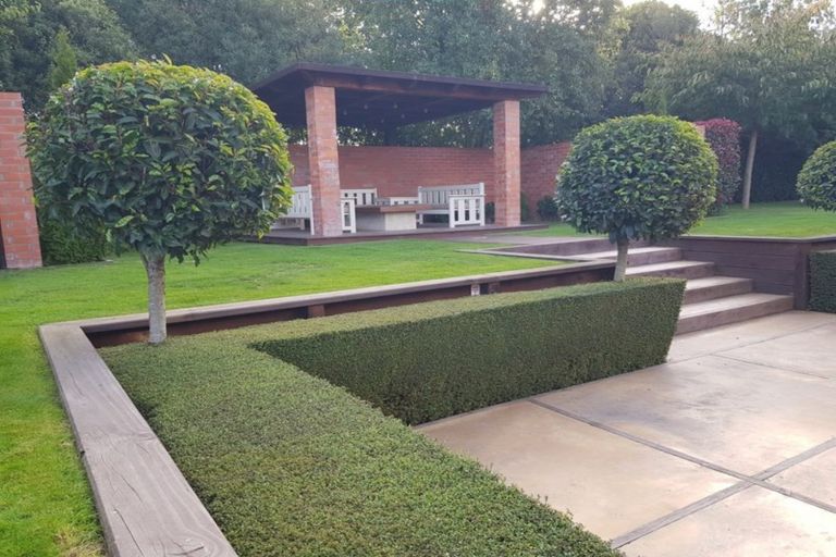 Photo of property in 54 Oakgrove Drive, Rangiora, 7400