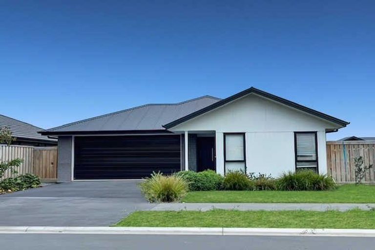 Photo of property in 38 Lomu Way, Rolleston, 7615