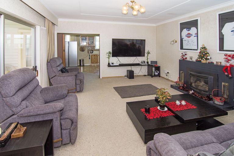 Photo of property in 9 Kiwi Street, Masterton, 5810