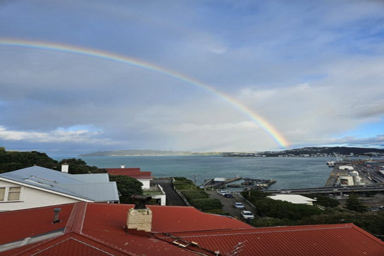 Photo of property in 123 Barnard Street, Wadestown, Wellington, 6012