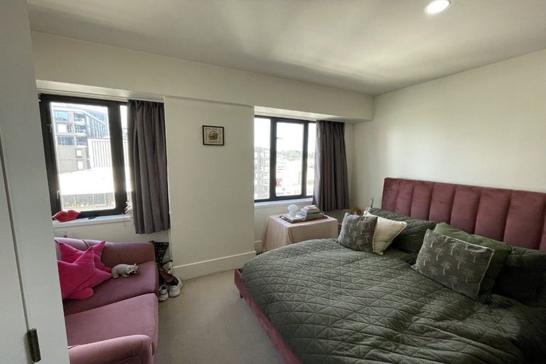Photo of property in St Peters Apartments, 9a/192 Willis Street, Te Aro, Wellington, 6011