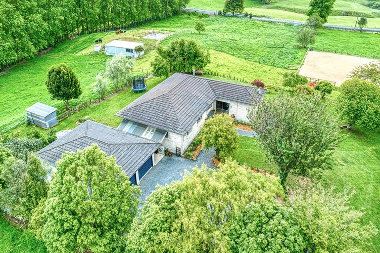 Photo of property in 18 Kia Kaha Drive, Snells Beach, 0920