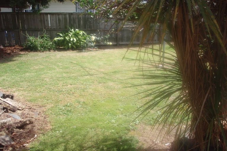 Photo of property in 81 Raglan Street, Mangere East, Auckland, 2024