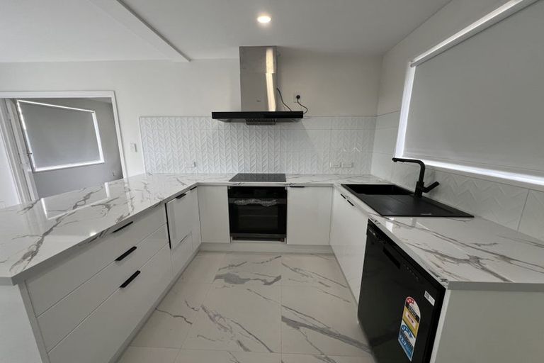 Photo of property in 58 Grimseys Road, Redwood, Christchurch, 8051