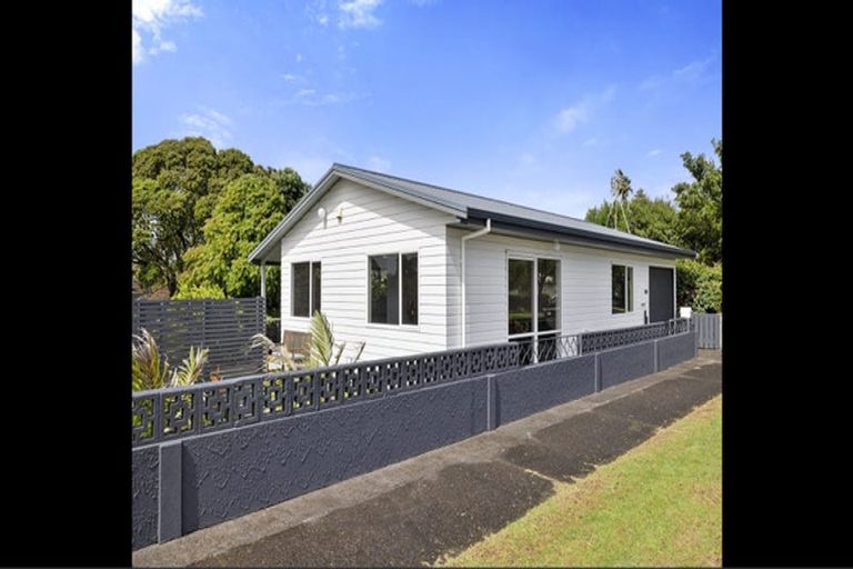 Photo of property in 1/1 Normanby Street, Fitzroy, New Plymouth, 4312