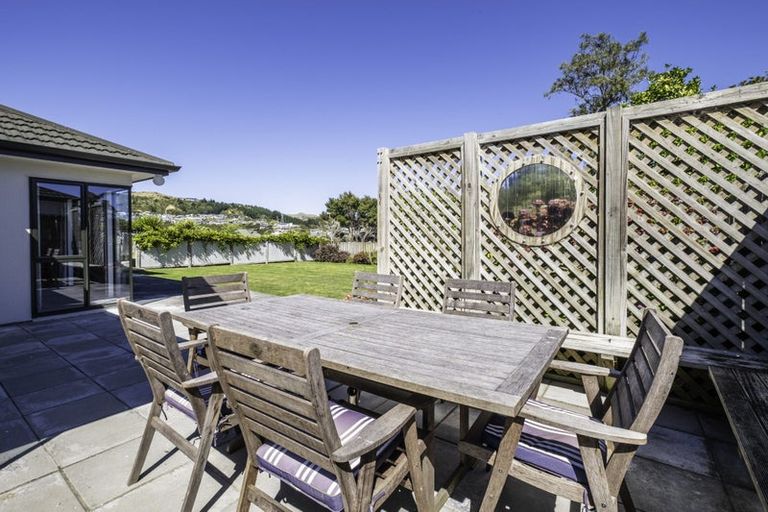Photo of property in 34 Samwell Drive, Whitby, Porirua, 5024