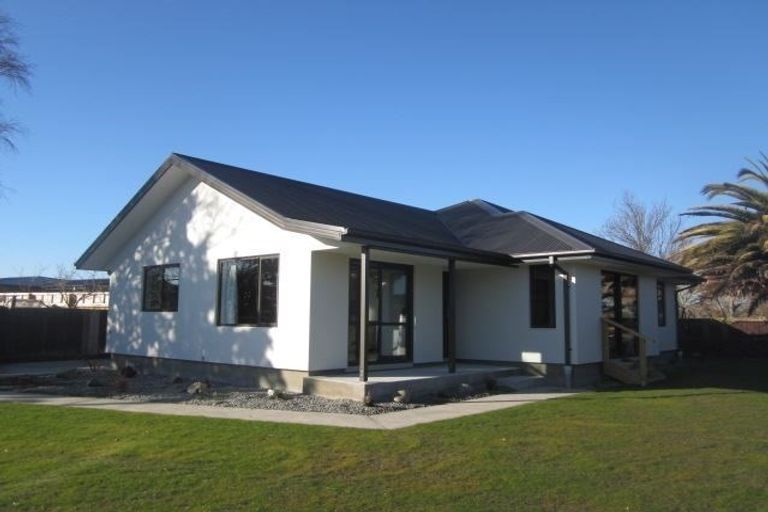 Photo of property in 2 Rowan Lane, Kaiapoi, 7630