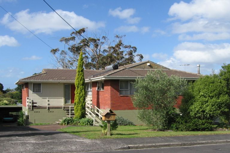 Photo of property in 57 Jaemont Avenue, Te Atatu South, Auckland, 0610