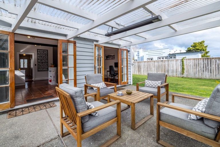 Photo of property in 234 Main Street, Greytown, 5712