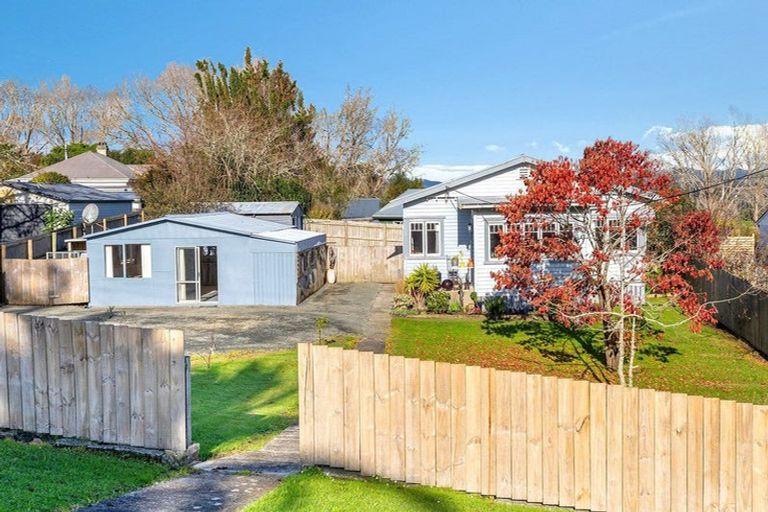 Photo of property in 4 Centennial Park Road, Wellsford, 0900