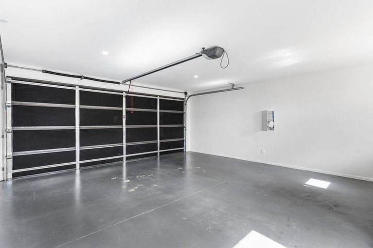 Photo of property in 39a Cutler Street, New Lynn, Auckland, 0600