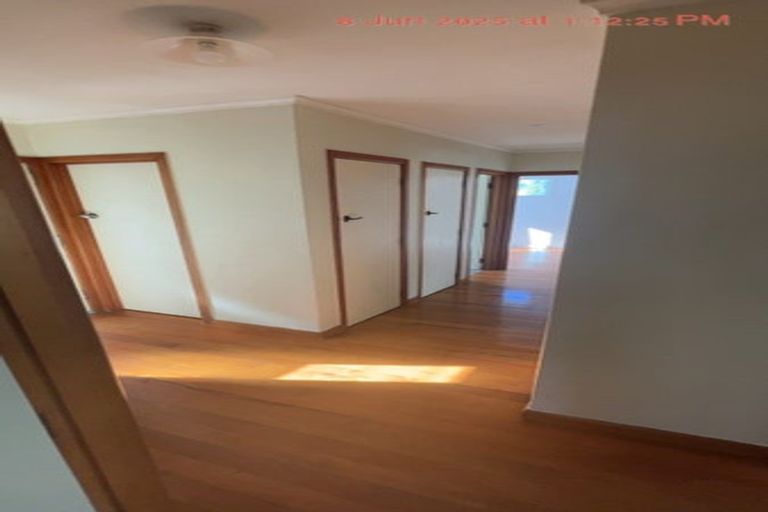 Photo of property in 1/128 Triangle Road, Massey, Auckland, 0614