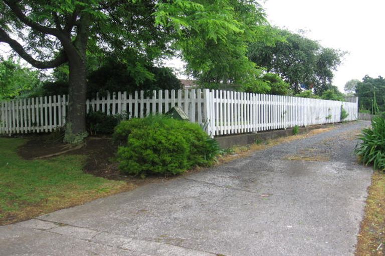 Photo of property in 337 Pakuranga Road, Pakuranga Heights, Auckland, 2010