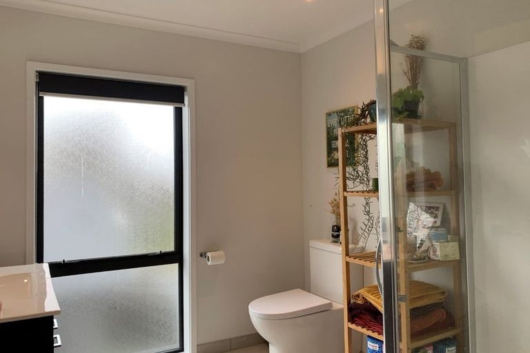 Photo of property in 27 Saltmarsh Road, Hobsonville, Auckland, 0616