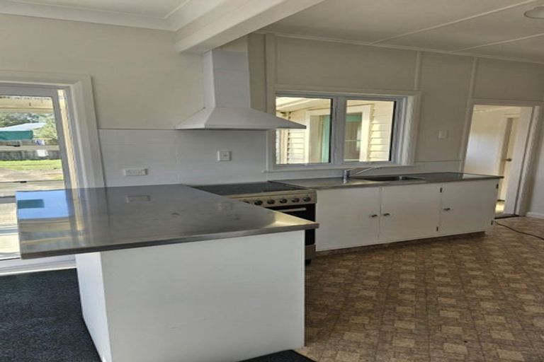 Photo of property in 37 Christian Street, Dannevirke, 4930