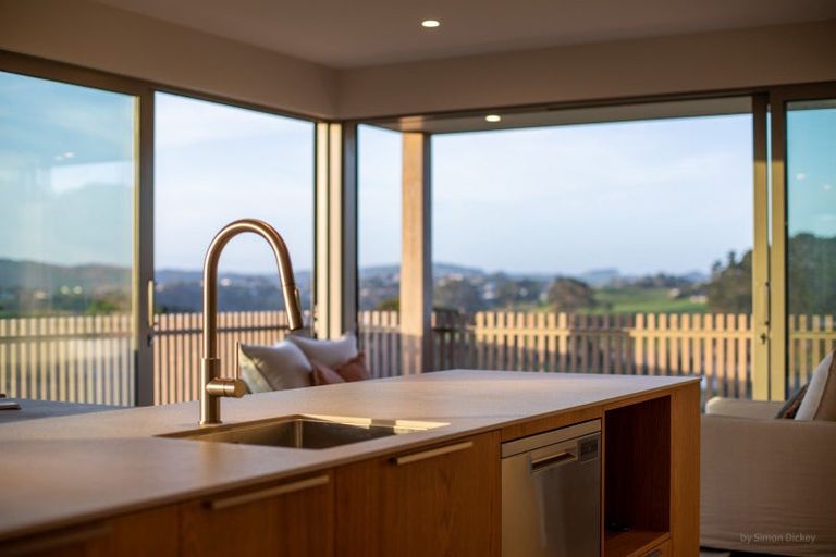 Photo of property in 25 Ruruhi Street, Raglan, 3225