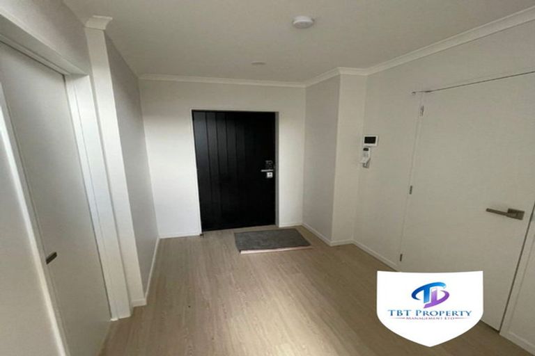 Photo of property in 4/50 Arimu Road, Papakura, 2110