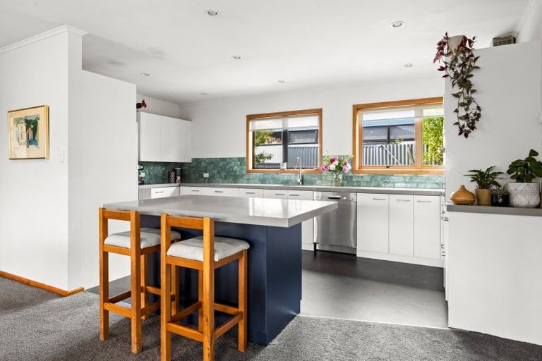 Photo of property in 12 Church Road, Taradale, Napier, 4112