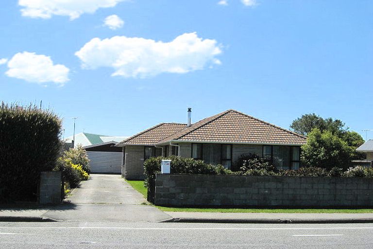 Photo of property in 122 Ohoka Road, Kaiapoi, 7630