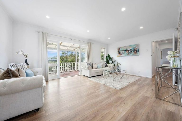 Photo of property in 18 Kenmure Avenue, Forrest Hill, Auckland, 0620