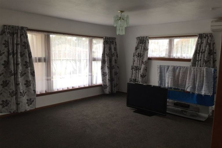 Photo of property in 188 Springs Road, Hornby, Christchurch, 8042