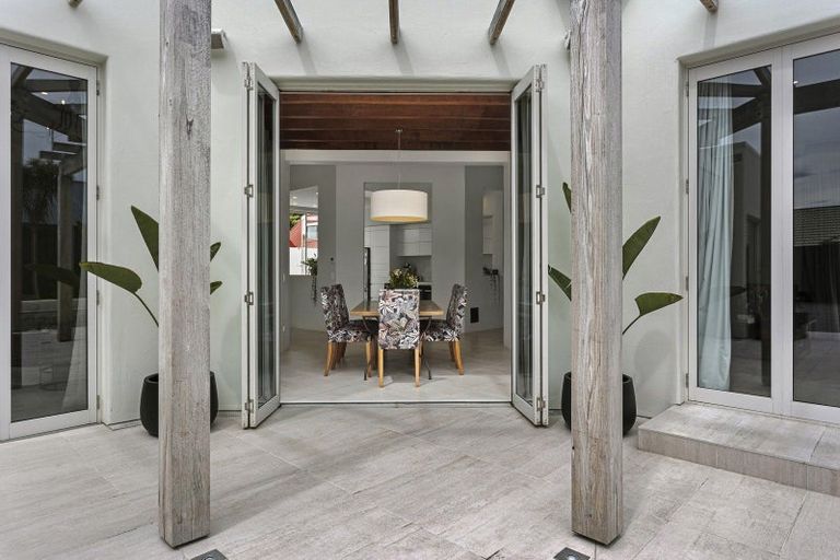 Photo of property in 233 Kingsbury Avenue, Rangiora, 7400